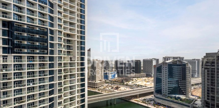 Apartman u gradu Business Bay, Dubai, UAE 1 spavaća soba, 89 m2 Br. 655201