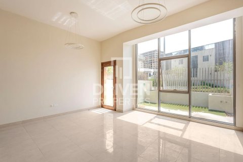 Vila v Al Furjan, Dubai, SAE 4 ložnice, 170 m² Č.: 655203 - fotografie 3