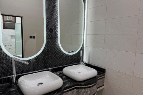 Vila u gradu Ras Al Khaimah, UAE 4 spavaće sobe, 725 m2 Br. 734625 - Slika 14