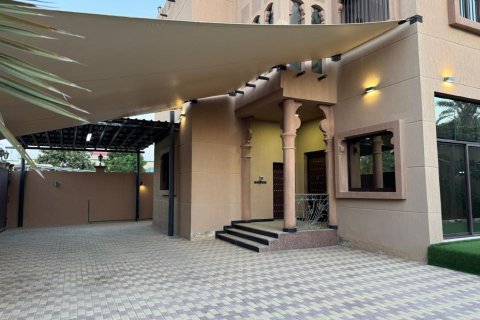 Vila u gradu Ras Al Khaimah, UAE 4 spavaće sobe, 725 m2 Br. 734625 - Slika 9