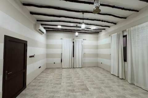 Vila u gradu Ras Al Khaimah, UAE 4 spavaće sobe, 725 m2 Br. 734625 - Slika 12