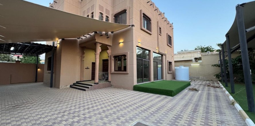 Vila u gradu Ras Al Khaimah, UAE 4 spavaće sobe, 725 m2 Br. 734625
