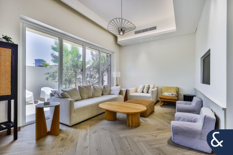 Вилла Dubai Sports City, Дубай, БАӘ-да 4 жатын бөлмелер, 343 м² № 671189 - фото 5