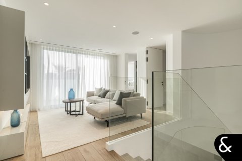 Вилла Jumeirah Islands, Дубай, БАӘ-да 5 жатын бөлмелер, 581 м² № 671191 - фото 13