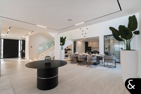 Вилла Jumeirah Islands, Дубай, БАӘ-да 5 жатын бөлмелер, 581 м² № 671191 - фото 9