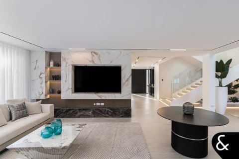 Вилла Jumeirah Islands, Дубай, БАӘ-да 5 жатын бөлмелер, 581 м² № 671191 - фото 10