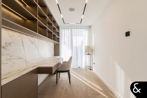 Вилла Jumeirah Islands, Дубай, БАӘ-да 5 жатын бөлмелер, 581 м² № 671191 - фото 19