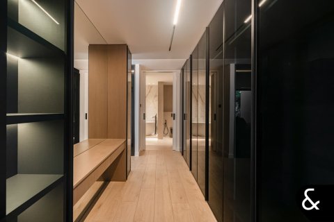 Вилла Jumeirah Islands, Дубай, БАӘ-да 5 жатын бөлмелер, 581 м² № 671191 - фото 30