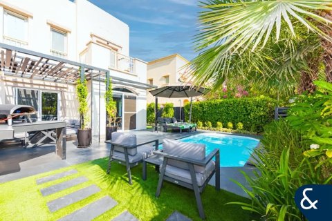 Βίλα σε The Springs, Dubai, ΗΑΕ 2 υπνοδωμάτια, 167 τ.μ. Αρ. 671190 - φωτογραφία 1