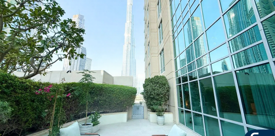 Apartamento en Downtown Dubai (Downtown Burj Dubai), Dubai, EAU 2 dormitorios, 197 m² № 671148