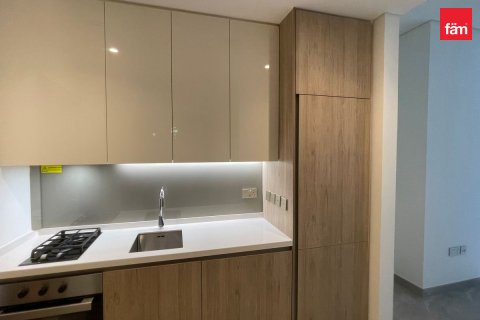 Apartment in Business Bay, Dubai, UAE 37.9 sq.m. № 725849 - photo 6