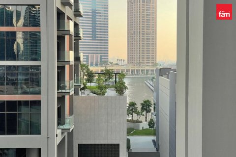 Apartment in Business Bay, Dubai, UAE 37.9 sq.m. № 725849 - photo 13