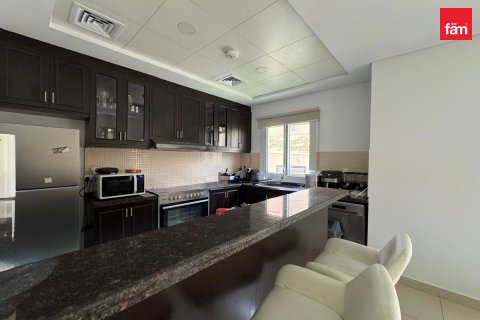 Townhouse in Dubai, UAE 3 bedrooms, 279.4 sq.m. № 725843 - photo 7