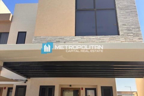 Abu Dhabi、UAE にあるタウンハウスの賃貸物件 3ベッドルーム、156.4 m2、No658640 - 写真 15