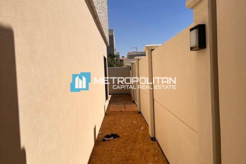 Abu Dhabi、UAE にあるタウンハウスの賃貸物件 3ベッドルーム、156.4 m2、No658640 - 写真 14