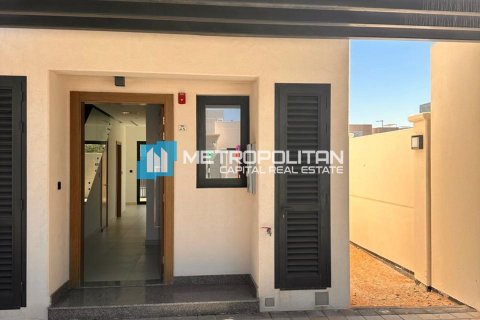 Abu Dhabi、UAE にあるタウンハウスの賃貸物件 3ベッドルーム、156.4 m2、No658640 - 写真 6