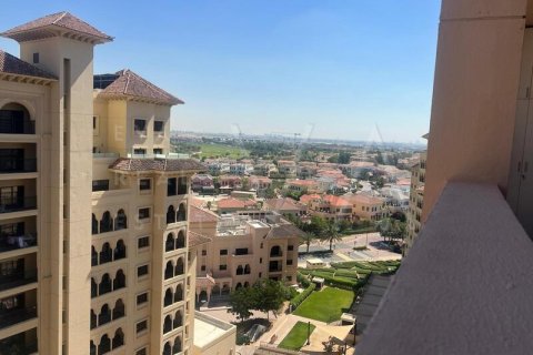 Apartment in Jumeirah, Dubai, UAE 1 bedroom, 83.8 sq.m. № 637605 - photo 1