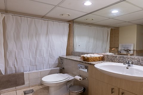Apartment in Al Barsha, Dubai, UAE 1 bedroom, 68.65 sq.m. № 637606 - photo 11