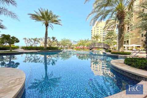 Apartment til salg i Palm Jumeirah, Dubai, UAE 1 soveværelse, 123 kvm № 704258 - foto 11