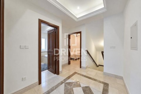 Dvoupatrový byt v Palm Jumeirah, Dubai, SAE 3 ložnice, 636.29 m² Č.: 743096 - fotografie 18