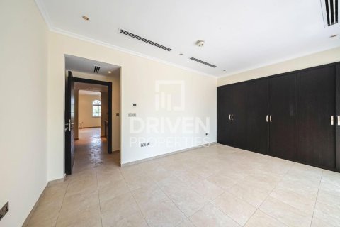 Huvila Jumeirah Park, Dubai, Arabiemiraatit 3 makuuhuonetta, 760.97 m2 № 746507 - kuva 14