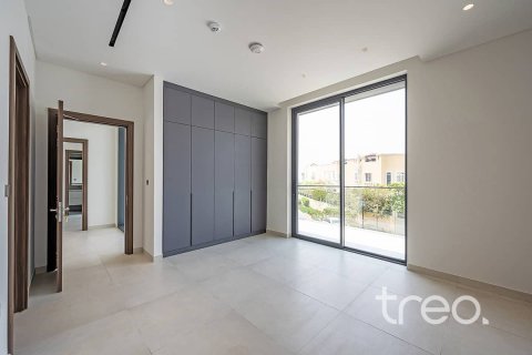 Villa para arrendamento em The Villa, Dubai, EAU 5 quartos, 438.04 m2 № 733992 - foto 3