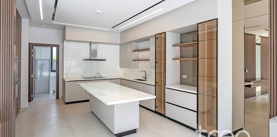 Villa em The Villa, Dubai, EAU 5 quartos, 438.04 m2 № 733992