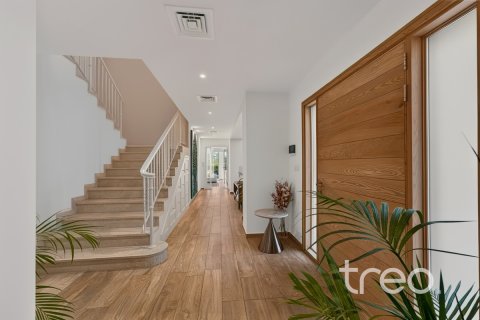 וילה להשכרה ב Arabian Ranches, Dubai, איחוד האמירויות  5 חדרי שינה, 393.82 מ"ר, מספר 733991 - תמונה 15