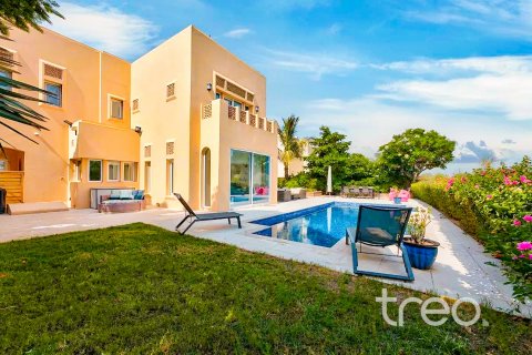 וילה להשכרה ב Arabian Ranches, Dubai, איחוד האמירויות  5 חדרי שינה, 393.82 מ"ר, מספר 733991 - תמונה 2