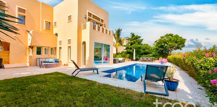 Villa in Arabian Ranches, Dubai, VAE 5 slaapkamers, 393.82 vr.m. nr 733991