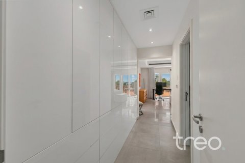 וילה להשכרה ב Arabian Ranches, Dubai, איחוד האמירויות  5 חדרי שינה, 393.82 מ"ר, מספר 733991 - תמונה 17