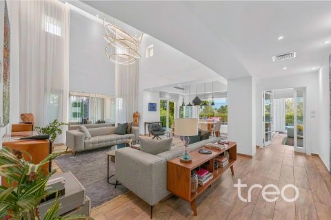 וילה להשכרה ב Arabian Ranches, Dubai, איחוד האמירויות  5 חדרי שינה, 393.82 מ"ר, מספר 733991 - תמונה 4