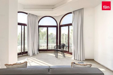 Dubai, BAE’de kiralık villa 7 yatak odası, 1723.6 m² No 721152 - fotoğraf 11