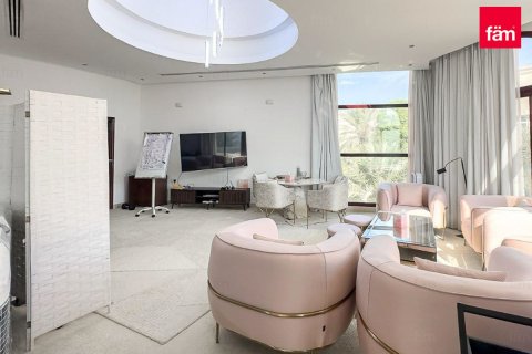 Dubai, BAE’de kiralık villa 7 yatak odası, 1723.6 m² No 721152 - fotoğraf 7