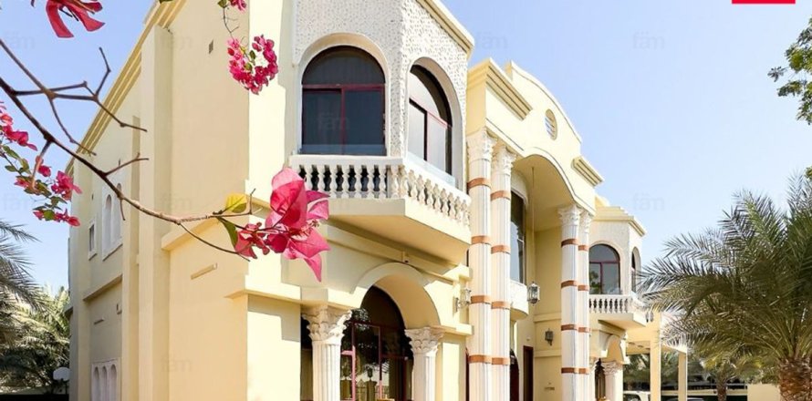 Dubai, BAE’de villa 7 yatak odası, 1723.6 m&sup2; No 721152