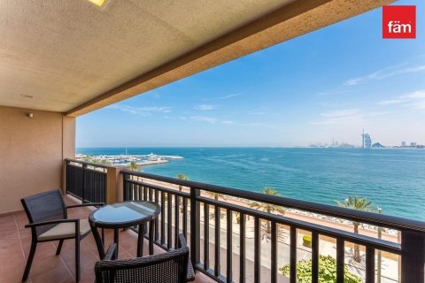 Appartement te huur in Palm Jumeirah, Dubai, VAE 1 slaapkamer, 107.6 vr.m., nr 721153 - foto 3
