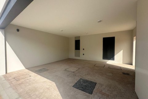 Villa para arrendamento em Jebel Ali, Dubai, EAU 4 quartos, 348 m2 № 739383 - foto 3