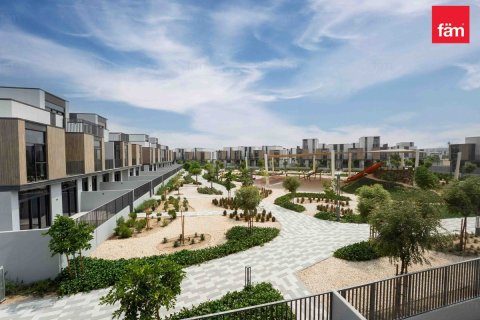 Kamienica do wynajęcia w Dubai, ZEA 3 sypialnie, 168 mkw., nr 761014 - zdjęcie 9