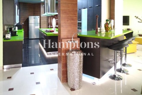 Villa te huur in Emirates Hills, Dubai, VAE 7 slaapkamers, 1723.71947491 vr.m., nr 708935 - foto 5