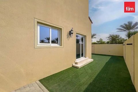 Villa in vendita a Dubai, EAU 4 camere da letto, 227.3 mq. № 769159 - foto 7