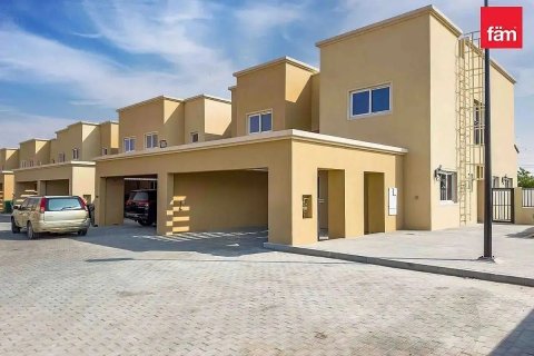 Villa a Dubai, EAU 4 camere da letto, 227.3 mq. № 769159