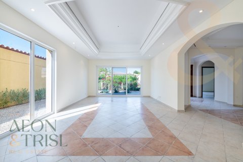 Villa te koop in Green Community, Dubai, VAE 5 slaapkamers, 750 vr.m., nr 648523 - foto 2