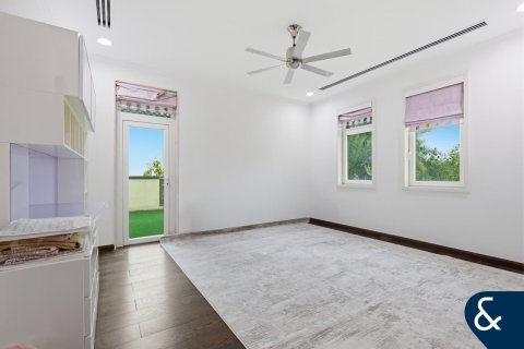 Müüa villa asukohaga Jumeirah Park, Dubai, AÜE: 5 magamistoaga, 476 m² Nr 697600 - pilt 11