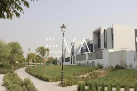 Řadový dům v Dubai, SAE 4 ložnice, 222.96 m² Č.: 637850 - fotografie 4