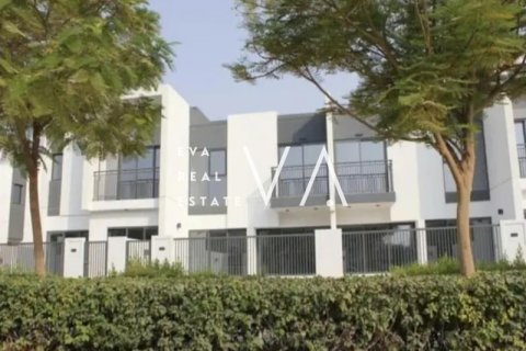 Řadový dům v Dubai, SAE 4 ložnice, 222.96 m² Č.: 637850 - fotografie 1