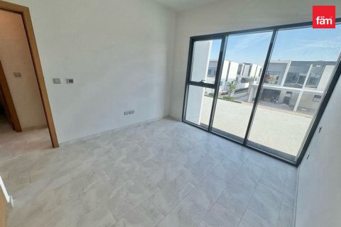 Vila u Dubai, UAE 4 spavaćih soba, 329.2 m2 Br. 732904 - fotografija 10