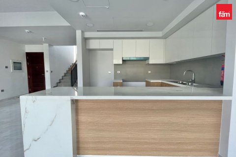 Vila u Dubai, UAE 4 spavaćih soba, 329.2 m2 Br. 732904 - fotografija 12