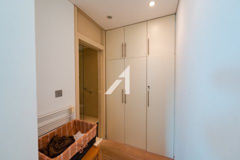 Huoneisto DIFC, Dubai, Arabiemiraatit 2 makuuhuonetta, 170.6 m2 № 650796 - kuva 9