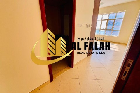 Apartment til salg i Al Khan, Sharjah, UAE 3 soveværelser, 172 kvm № 650799 - foto 7