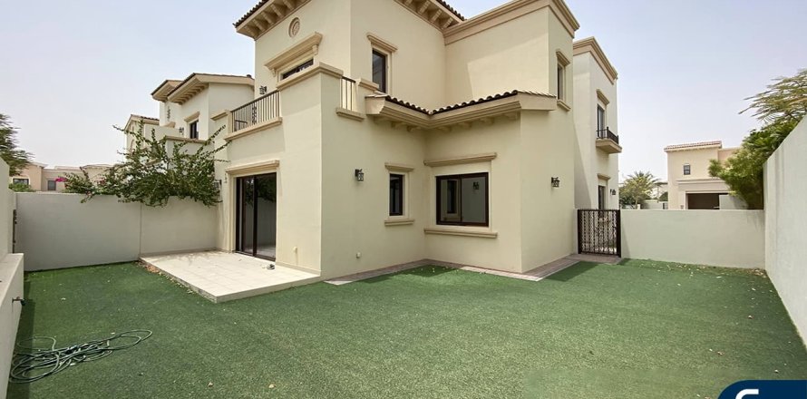 Villa Reem, Dubaijā, AAE 4 istabas, 234 m2 Nr. 688569